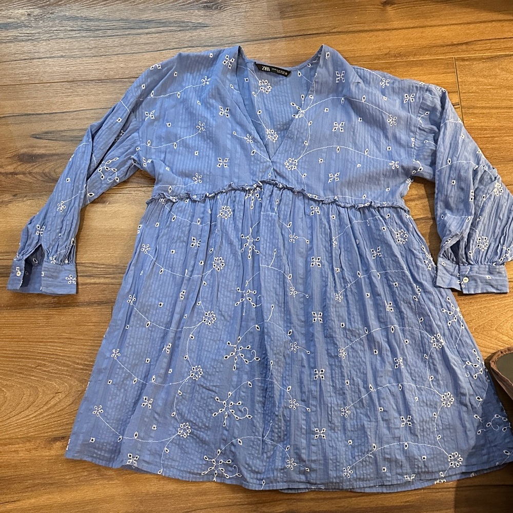 Zara Blue Embroidered Tunic Top
